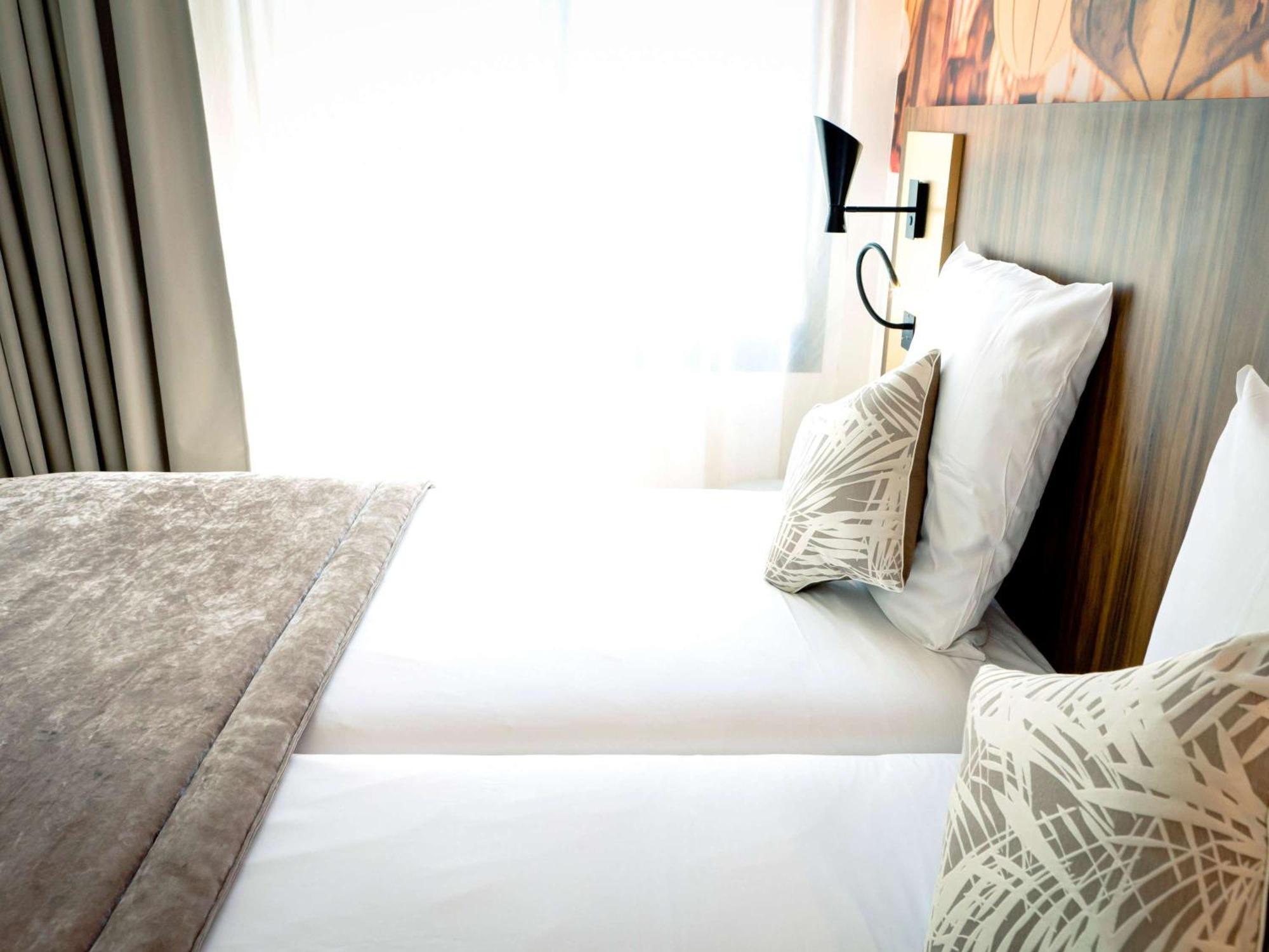 Mercure Lyon Centre Plaza Republique Экстерьер фото